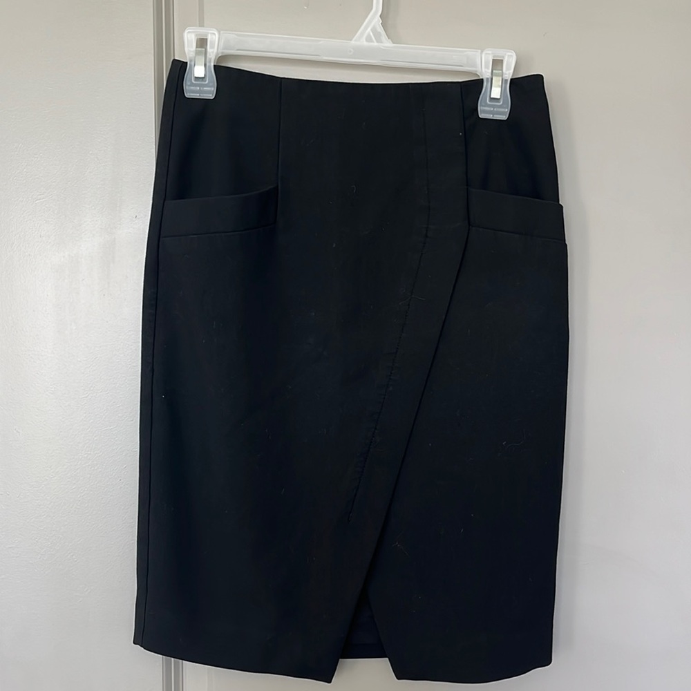 Loft, black skirt, 00